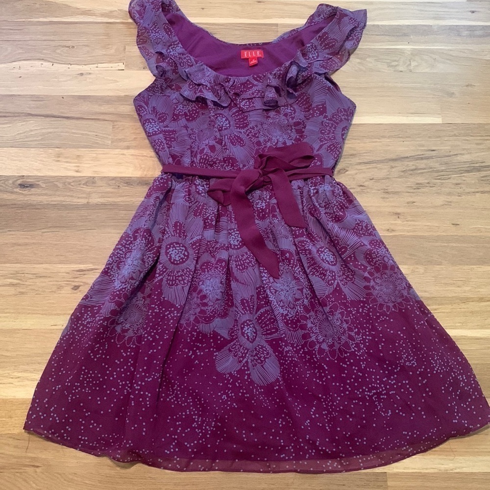 ELLE Aruba Floral Print Chiffon Style Tie Belt Ruffle Sleeveless Dress Women’s M